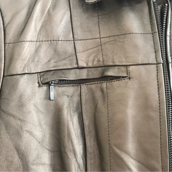 Gold leather jacket - Picture 9 of 9